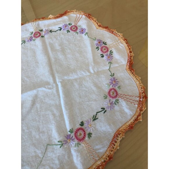 LOT of 6 Hand Embroidered Table Runners - Picture 4 of 16